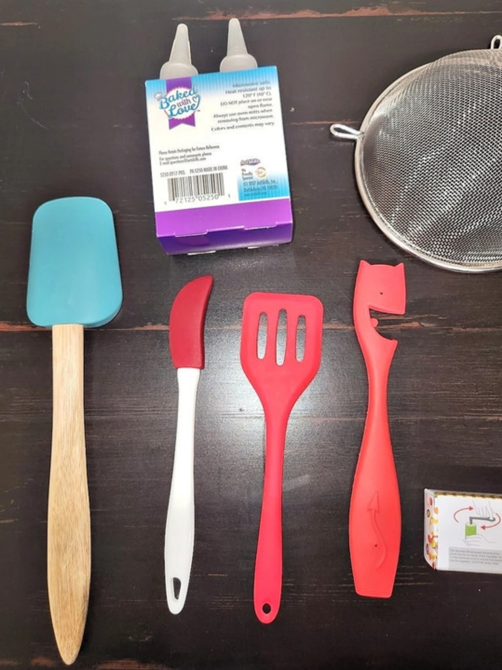 Bundle Of Kitchen Items - Picture 2 of 3
